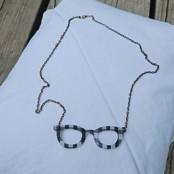 Plaid Geek Glasses Necklace #169 - Picture 1 of 3